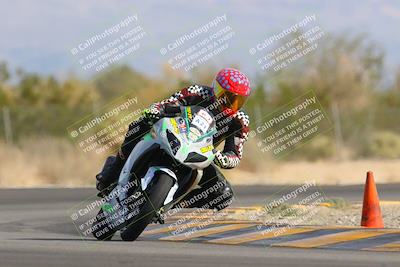 media/Nov-05-2022-SoCal Trackdays (Sat) [[f8d9b725ab]]/Turn 2 (1120am)/